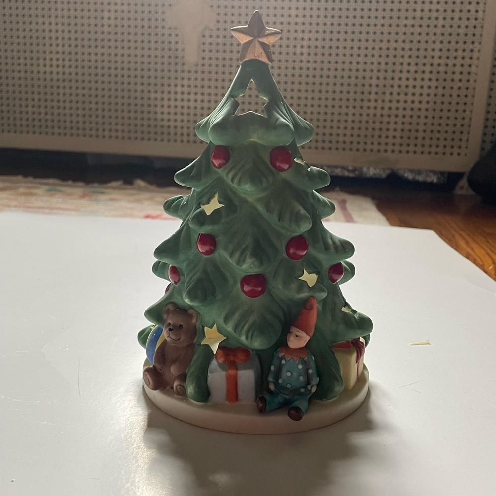 NEW Goebel Christmas Tree Tea Light Candle Holder